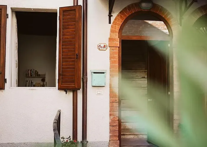 Ferienhaus L'angolo Fiorito Bettolle